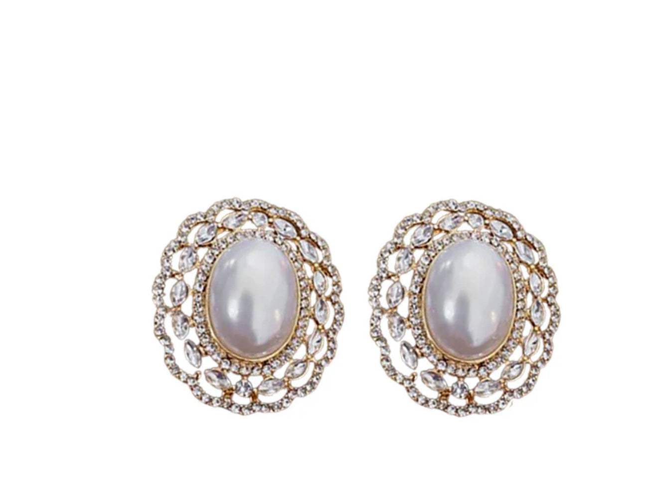 Fiora Studs