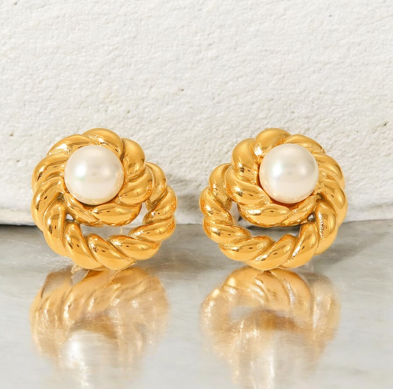 Nahla Studs