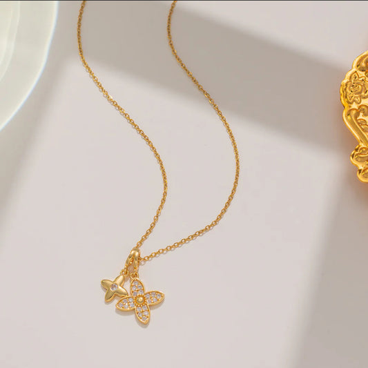 Linea flower Necklace